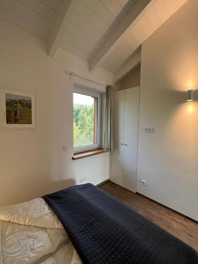 Ferienhaus Auszeit Mit Sauna Schwarz Exterior photo